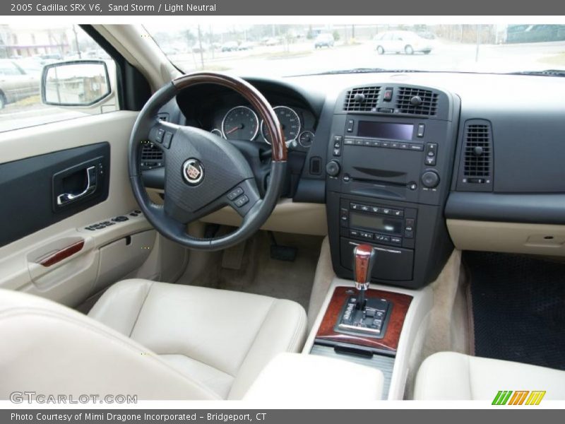 Sand Storm / Light Neutral 2005 Cadillac SRX V6