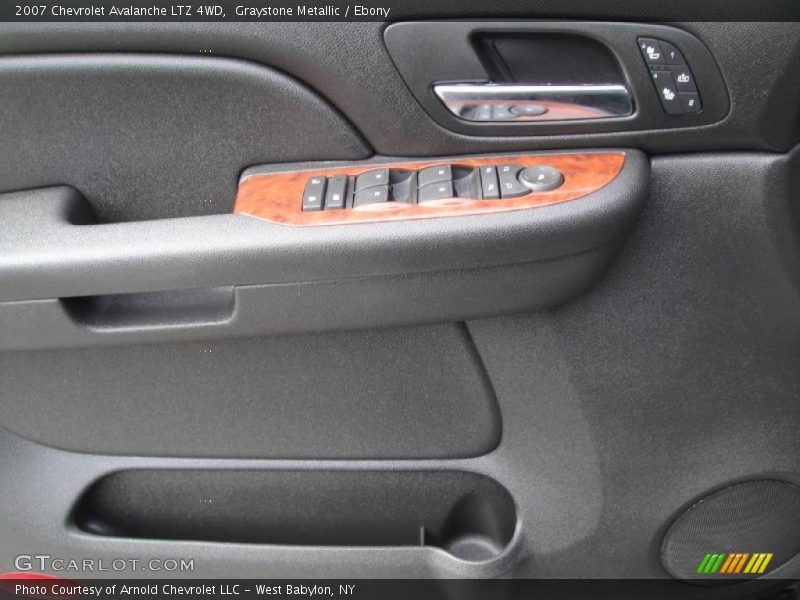 Graystone Metallic / Ebony 2007 Chevrolet Avalanche LTZ 4WD