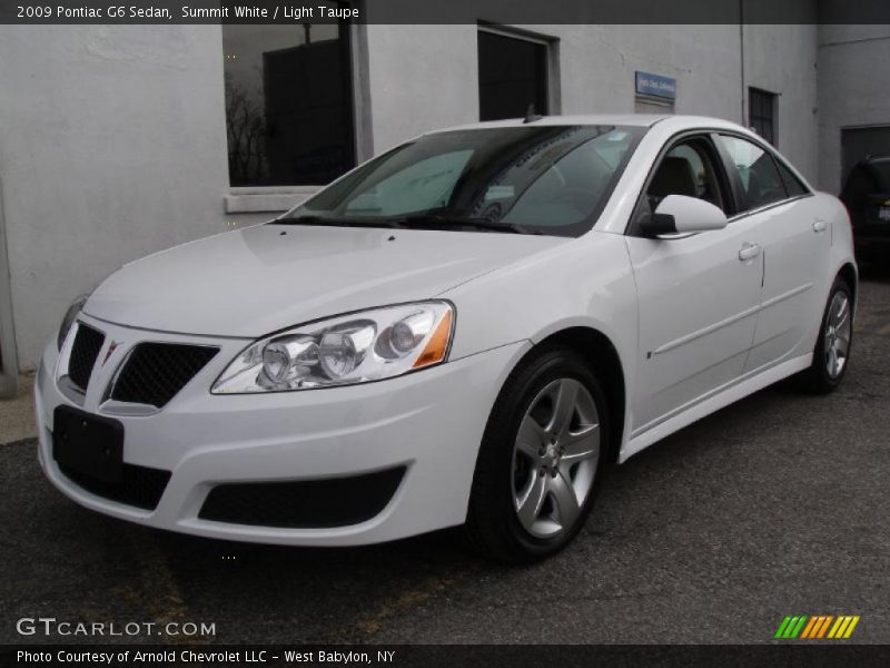 Summit White / Light Taupe 2009 Pontiac G6 Sedan
