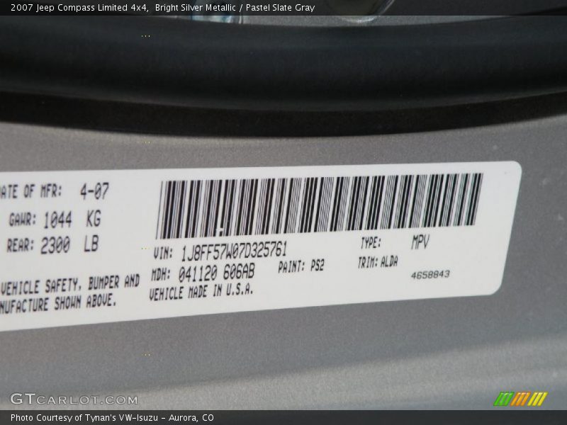 Bright Silver Metallic / Pastel Slate Gray 2007 Jeep Compass Limited 4x4