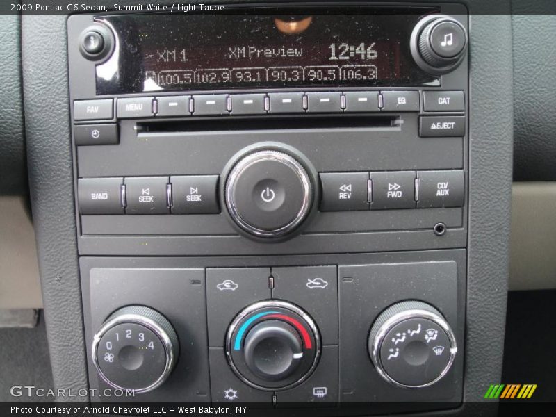 Summit White / Light Taupe 2009 Pontiac G6 Sedan