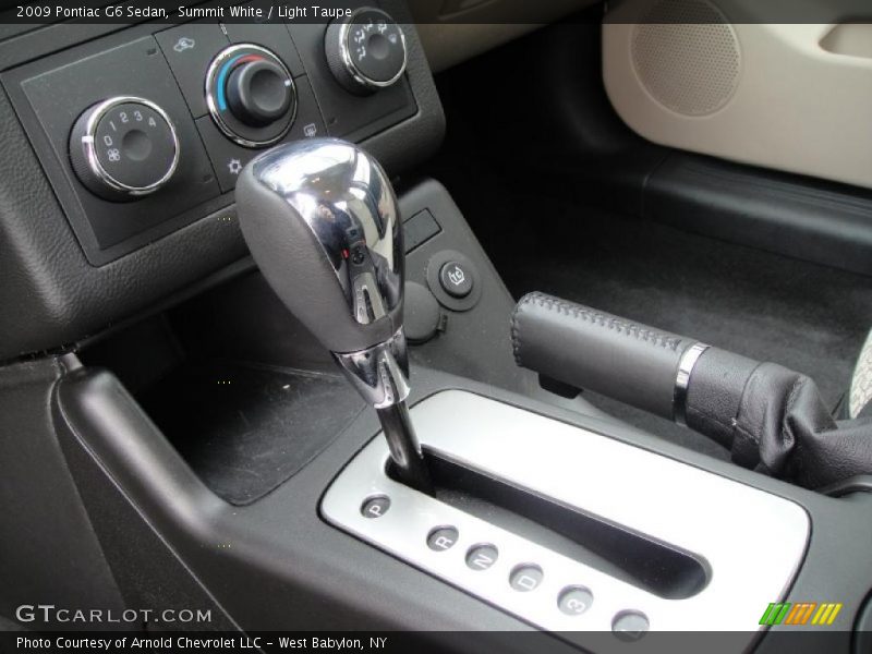 Summit White / Light Taupe 2009 Pontiac G6 Sedan