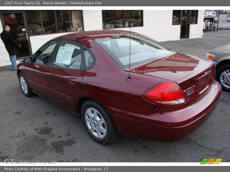 Merlot Metallic / Medium/Dark Flint 2007 Ford Taurus SE