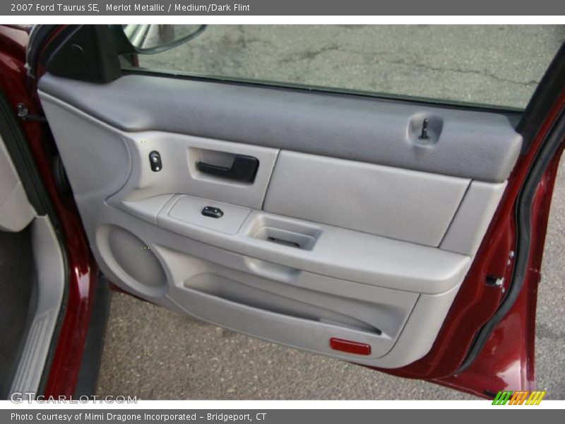 Merlot Metallic / Medium/Dark Flint 2007 Ford Taurus SE