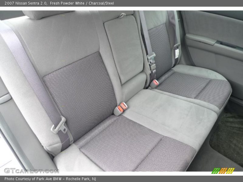 Fresh Powder White / Charcoal/Steel 2007 Nissan Sentra 2.0