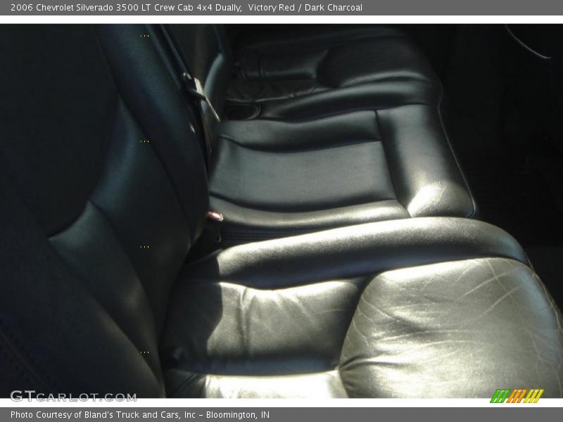 Victory Red / Dark Charcoal 2006 Chevrolet Silverado 3500 LT Crew Cab 4x4 Dually