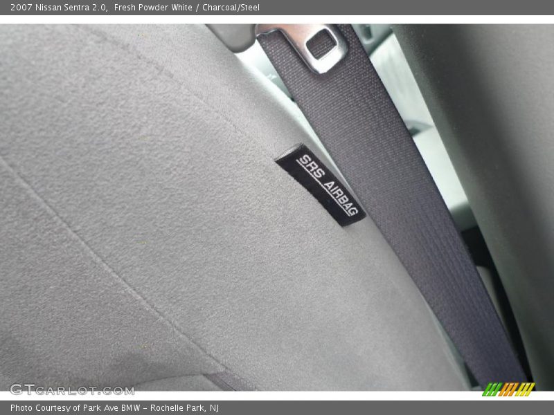 Fresh Powder White / Charcoal/Steel 2007 Nissan Sentra 2.0