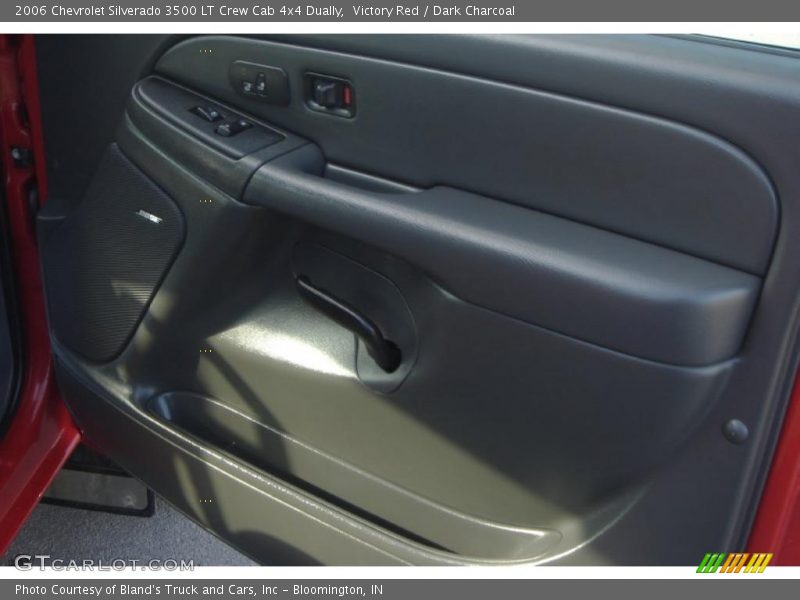 Victory Red / Dark Charcoal 2006 Chevrolet Silverado 3500 LT Crew Cab 4x4 Dually