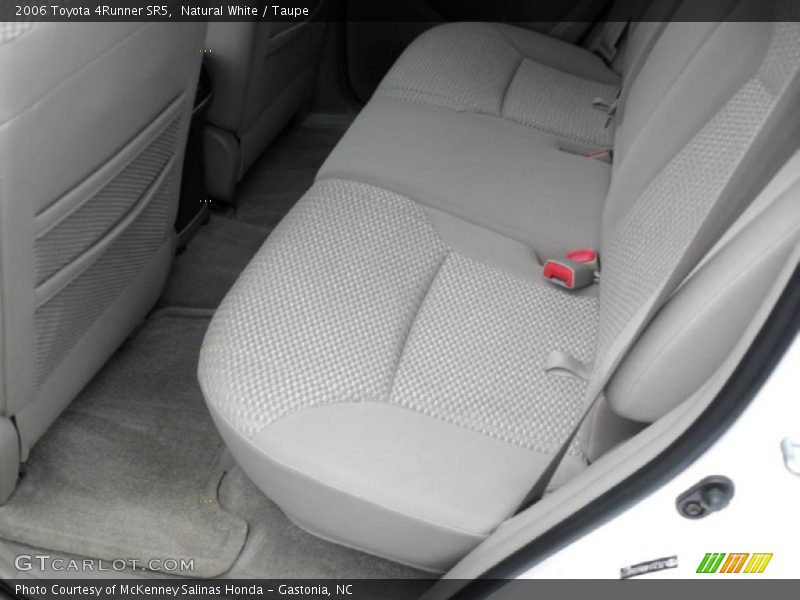 Natural White / Taupe 2006 Toyota 4Runner SR5