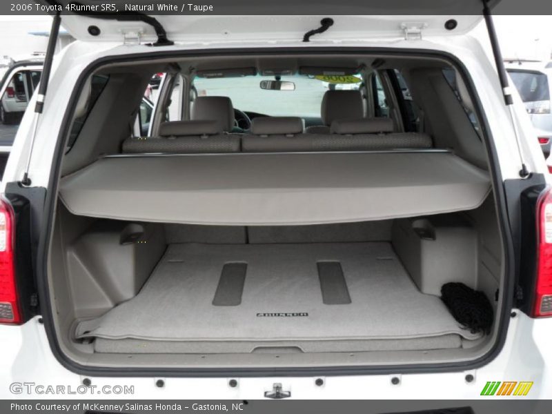 Natural White / Taupe 2006 Toyota 4Runner SR5