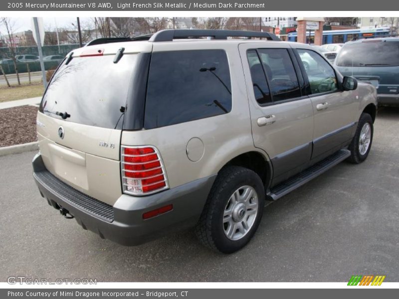 Light French Silk Metallic / Medium Dark Parchment 2005 Mercury Mountaineer V8 AWD