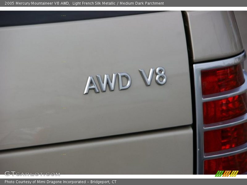Light French Silk Metallic / Medium Dark Parchment 2005 Mercury Mountaineer V8 AWD