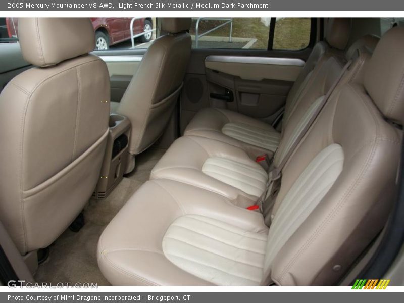 Light French Silk Metallic / Medium Dark Parchment 2005 Mercury Mountaineer V8 AWD