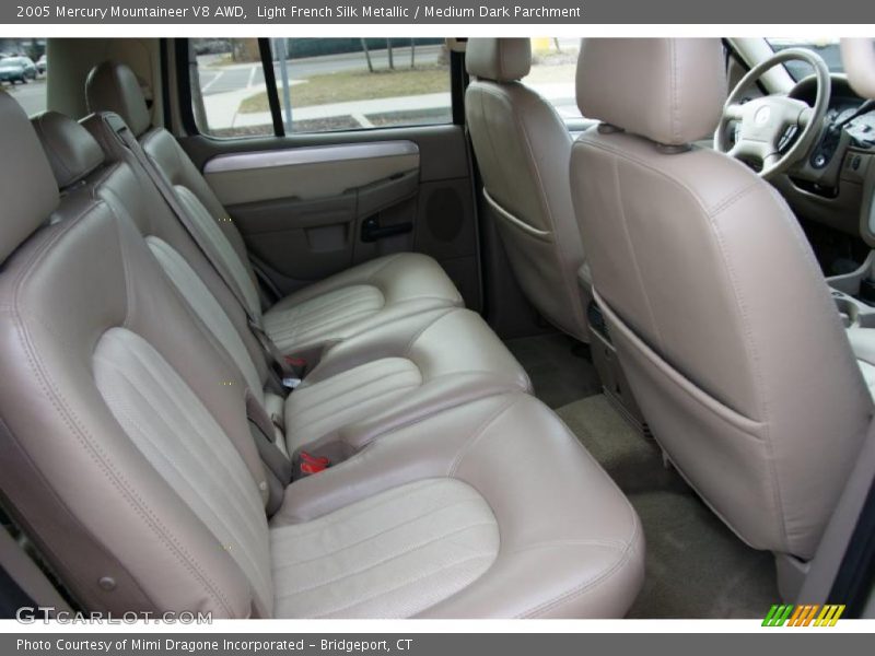 Light French Silk Metallic / Medium Dark Parchment 2005 Mercury Mountaineer V8 AWD