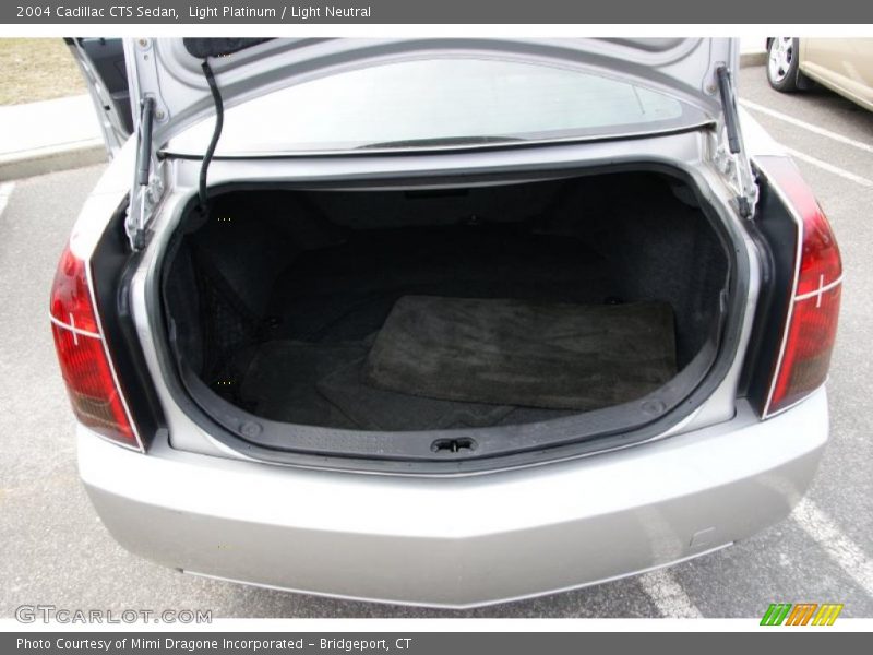 Light Platinum / Light Neutral 2004 Cadillac CTS Sedan