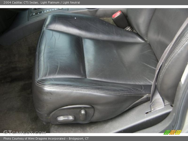 Light Platinum / Light Neutral 2004 Cadillac CTS Sedan