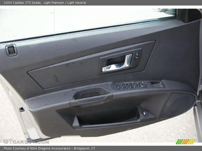 Light Platinum / Light Neutral 2004 Cadillac CTS Sedan