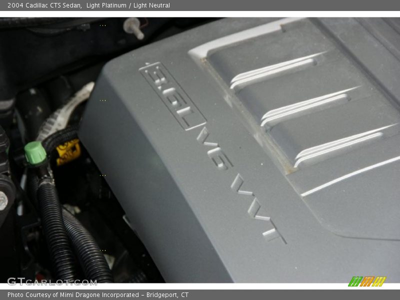 Light Platinum / Light Neutral 2004 Cadillac CTS Sedan
