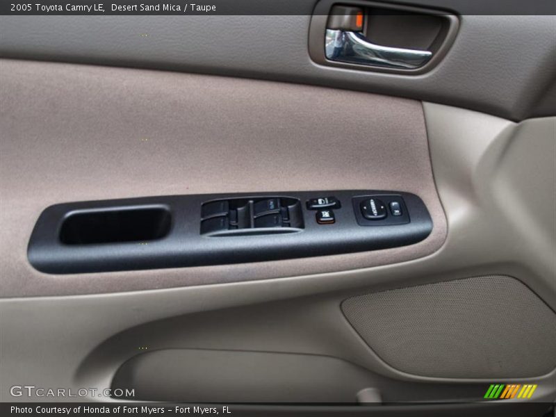 Desert Sand Mica / Taupe 2005 Toyota Camry LE