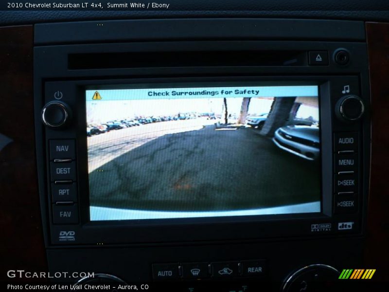 Summit White / Ebony 2010 Chevrolet Suburban LT 4x4