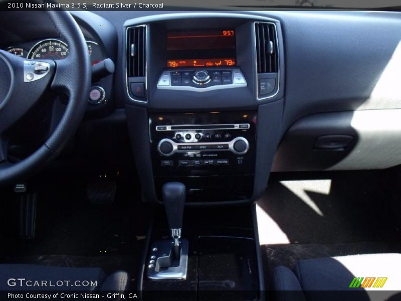 Radiant Silver / Charcoal 2010 Nissan Maxima 3.5 S