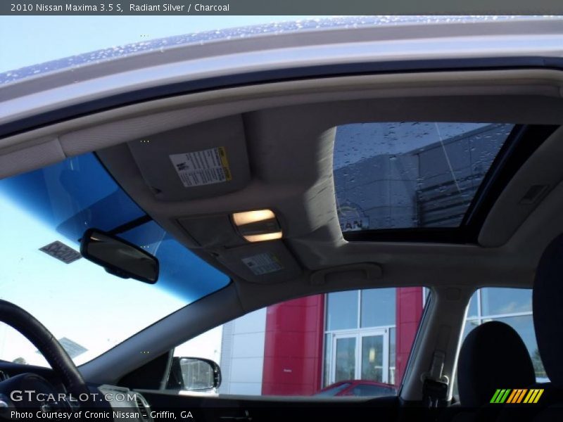 Radiant Silver / Charcoal 2010 Nissan Maxima 3.5 S