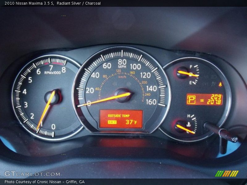 Radiant Silver / Charcoal 2010 Nissan Maxima 3.5 S
