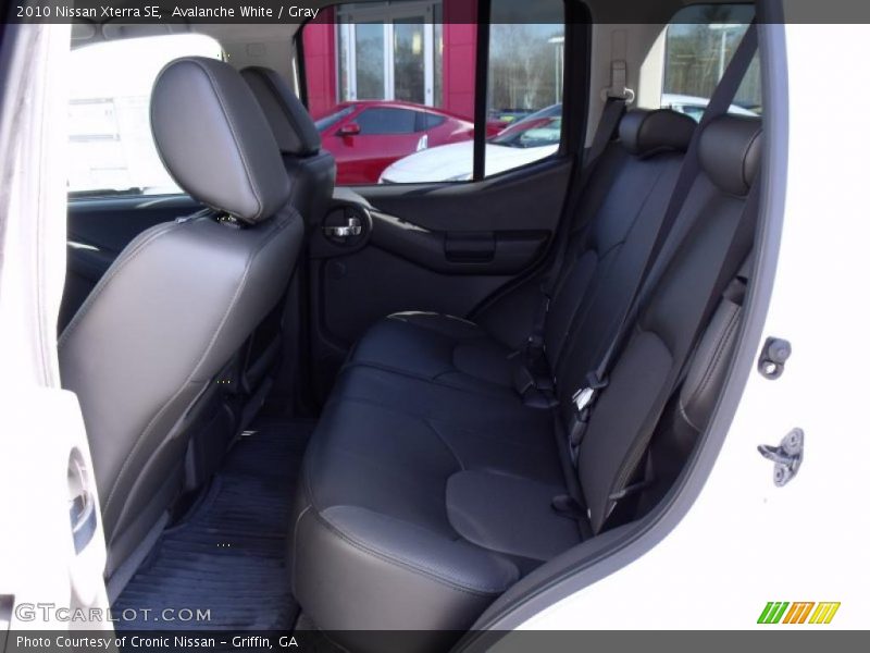 Avalanche White / Gray 2010 Nissan Xterra SE