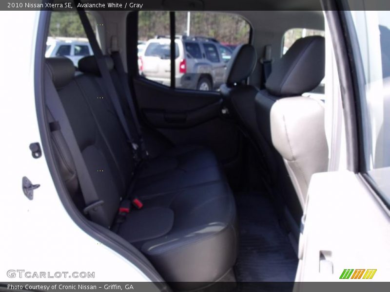 Avalanche White / Gray 2010 Nissan Xterra SE