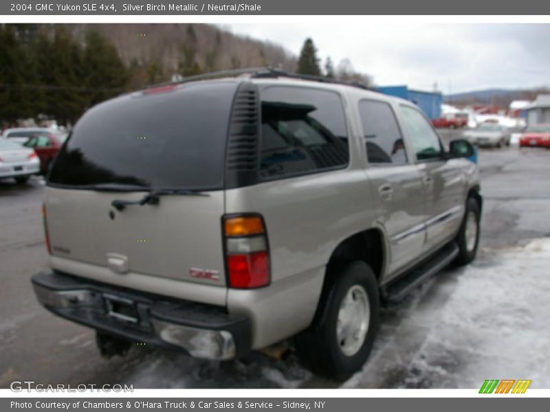 Silver Birch Metallic / Neutral/Shale 2004 GMC Yukon SLE 4x4