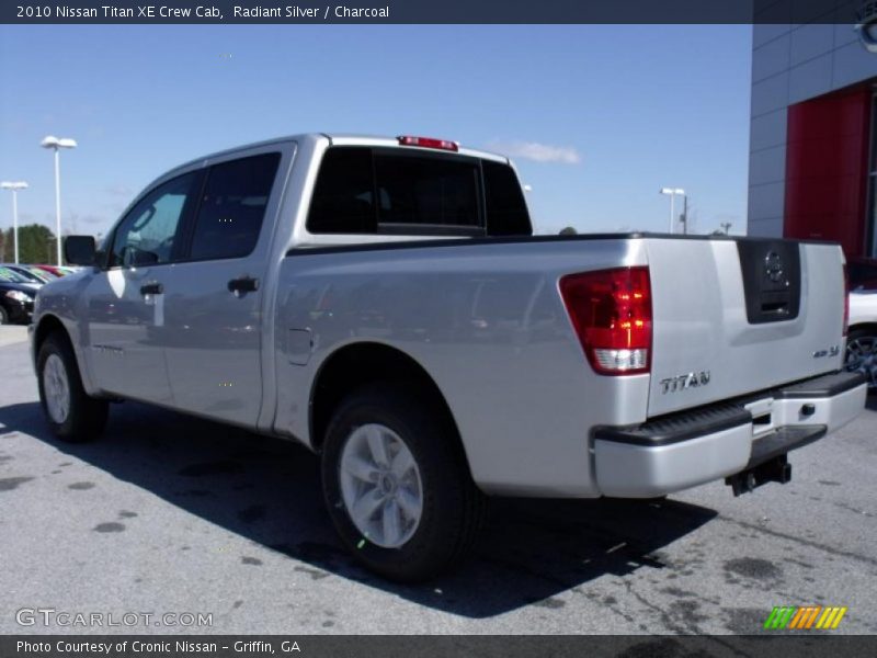 Radiant Silver / Charcoal 2010 Nissan Titan XE Crew Cab