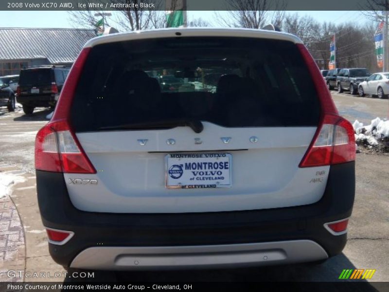 Ice White / Anthracite Black 2008 Volvo XC70 AWD