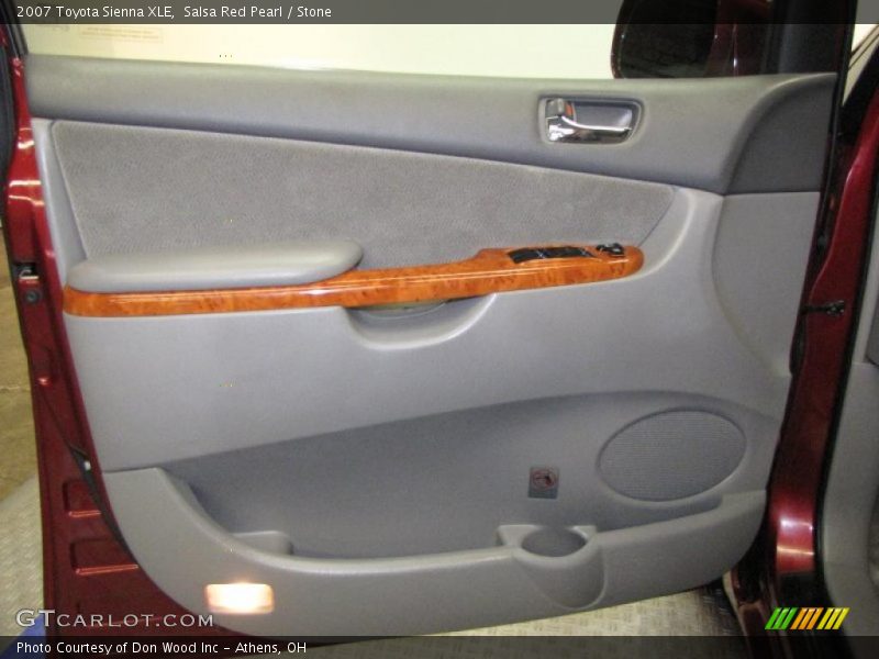 Salsa Red Pearl / Stone 2007 Toyota Sienna XLE