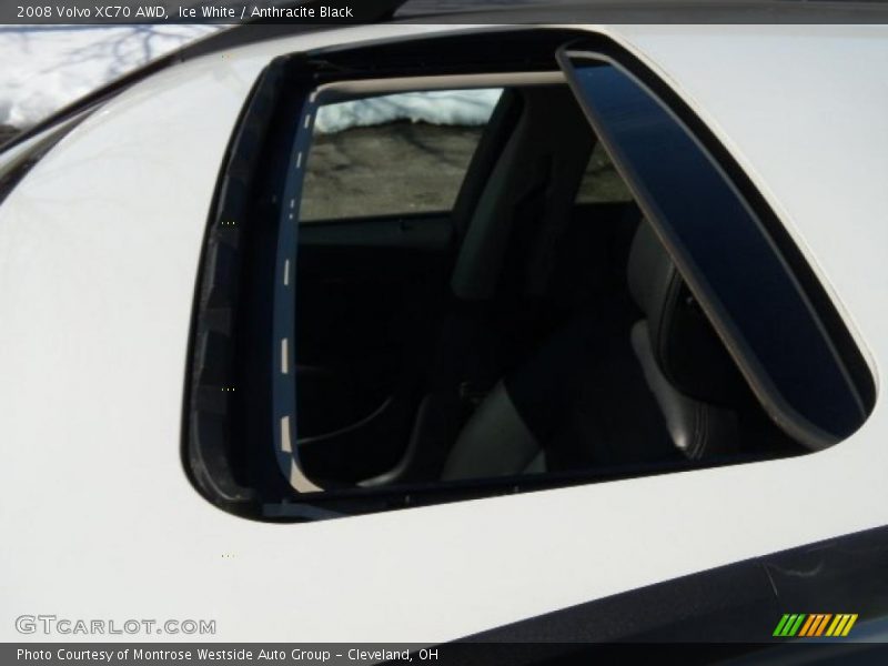 Ice White / Anthracite Black 2008 Volvo XC70 AWD