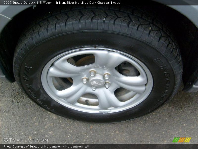 Brilliant Silver Metallic / Dark Charcoal Tweed 2007 Subaru Outback 2.5i Wagon