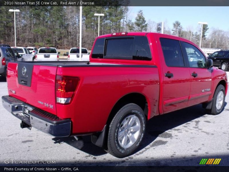 Red Alert / Charcoal 2010 Nissan Titan SE Crew Cab