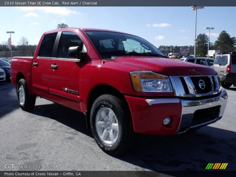 Red Alert / Charcoal 2010 Nissan Titan SE Crew Cab