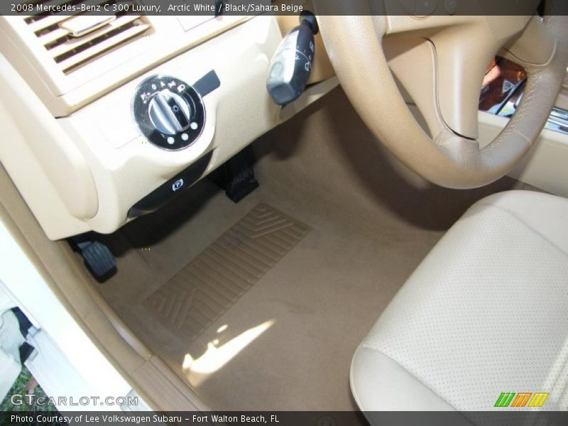 Arctic White / Black/Sahara Beige 2008 Mercedes-Benz C 300 Luxury