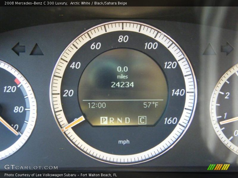 Arctic White / Black/Sahara Beige 2008 Mercedes-Benz C 300 Luxury