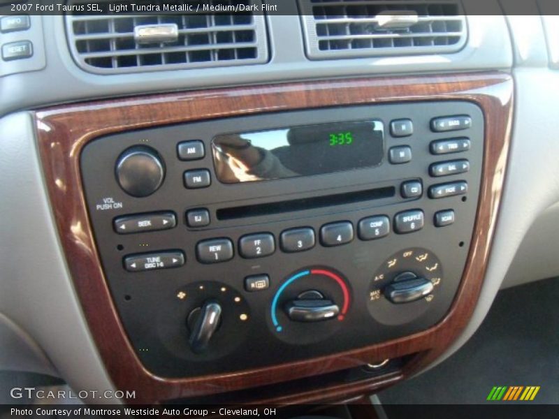 Light Tundra Metallic / Medium/Dark Flint 2007 Ford Taurus SEL