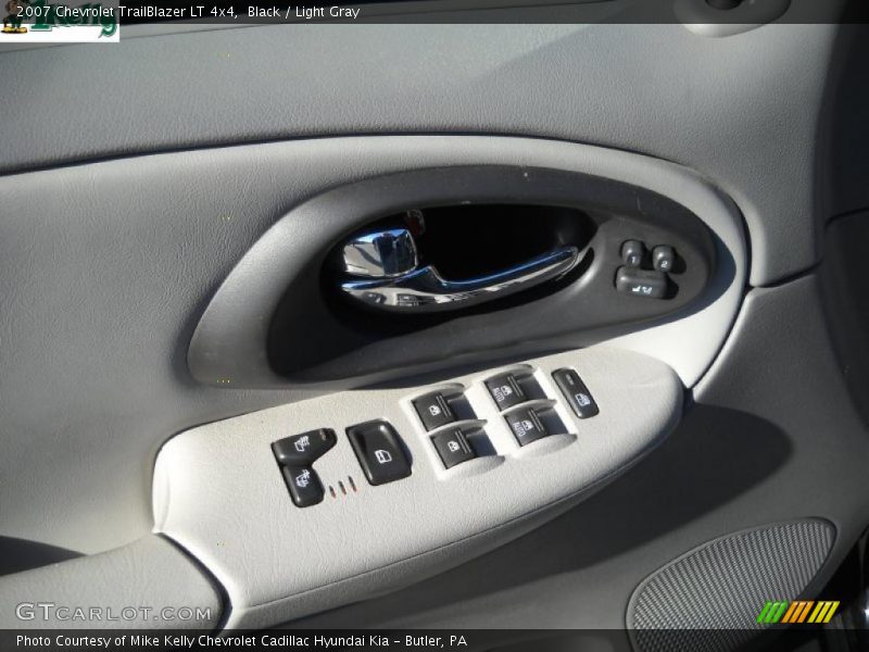 Black / Light Gray 2007 Chevrolet TrailBlazer LT 4x4