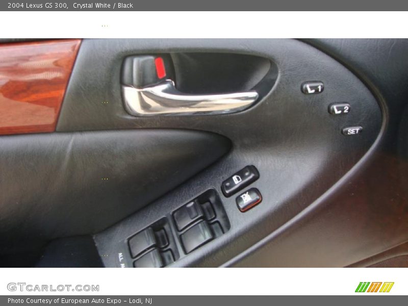 Crystal White / Black 2004 Lexus GS 300