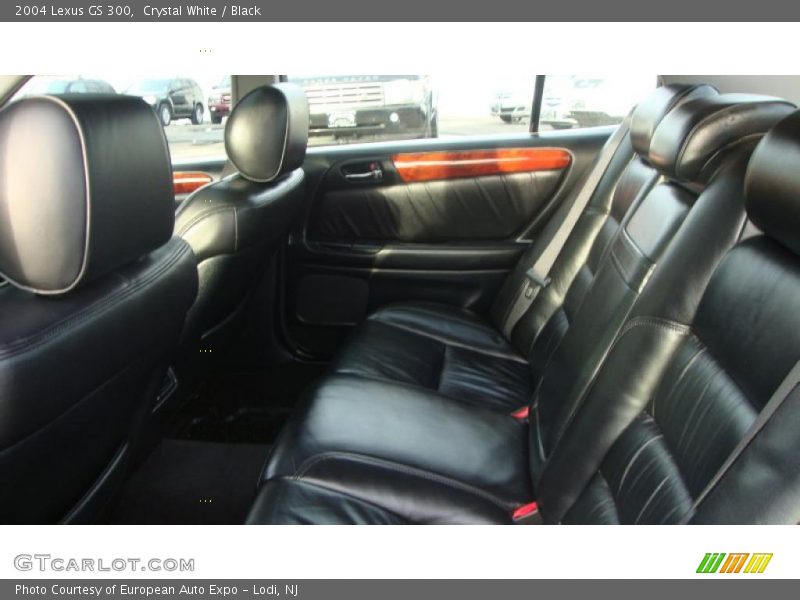 Crystal White / Black 2004 Lexus GS 300