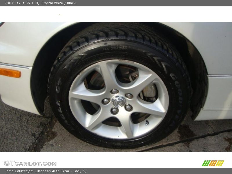 Crystal White / Black 2004 Lexus GS 300