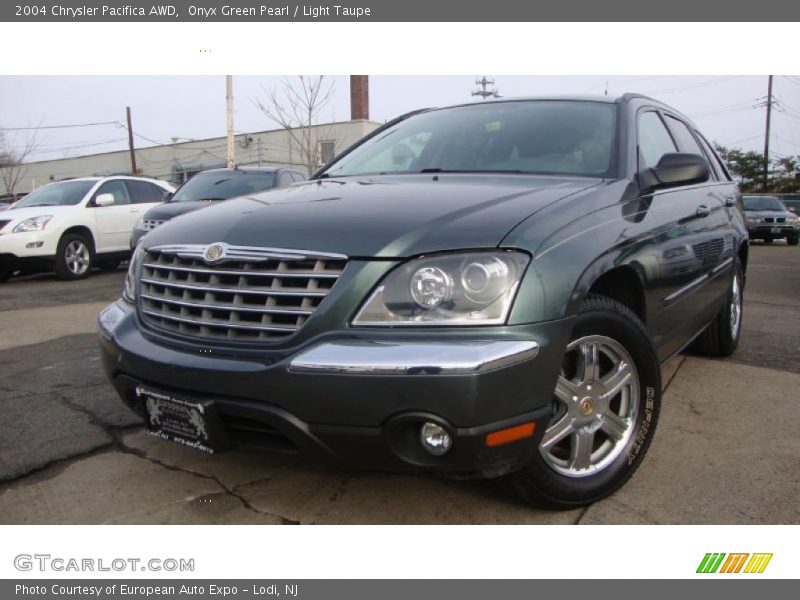 Onyx Green Pearl / Light Taupe 2004 Chrysler Pacifica AWD