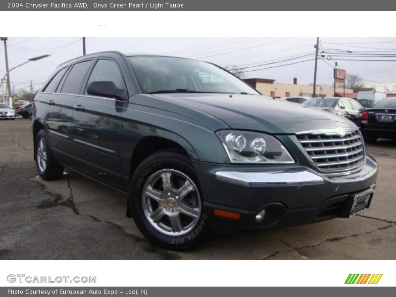 Onyx Green Pearl / Light Taupe 2004 Chrysler Pacifica AWD