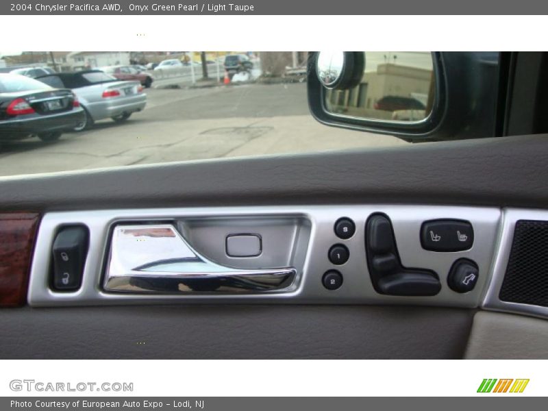 Onyx Green Pearl / Light Taupe 2004 Chrysler Pacifica AWD