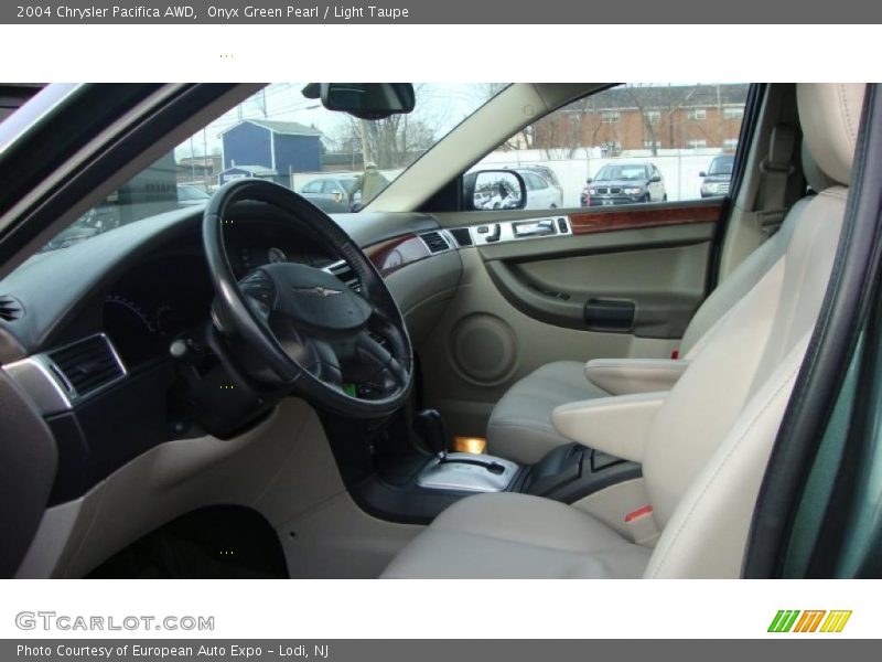 Onyx Green Pearl / Light Taupe 2004 Chrysler Pacifica AWD