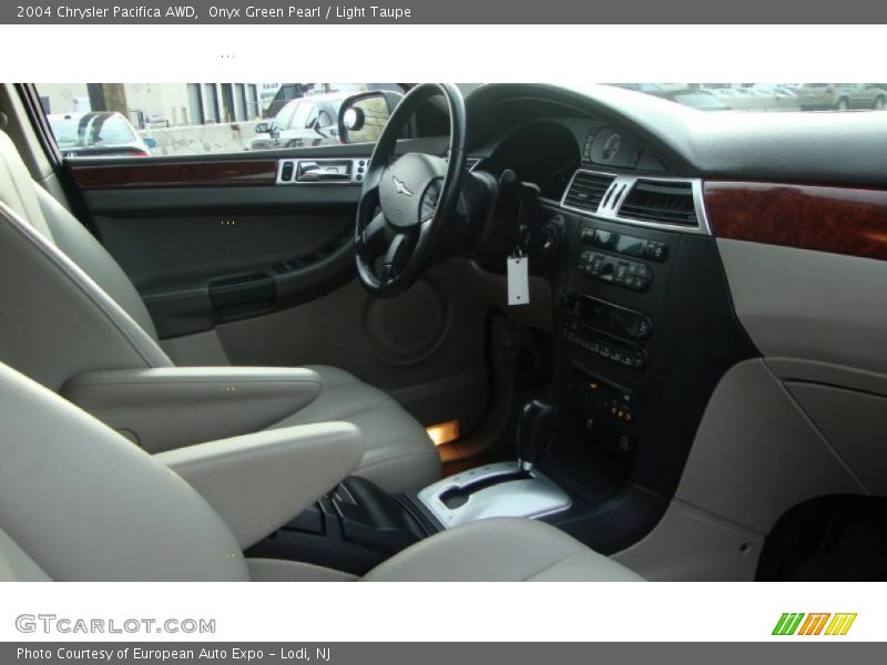 Onyx Green Pearl / Light Taupe 2004 Chrysler Pacifica AWD