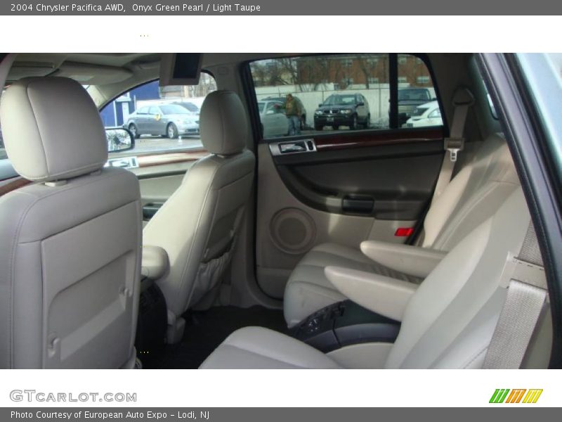 Onyx Green Pearl / Light Taupe 2004 Chrysler Pacifica AWD